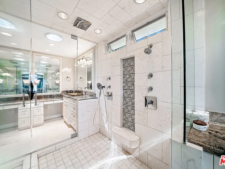 11508 Thurston Cir — Photo 25