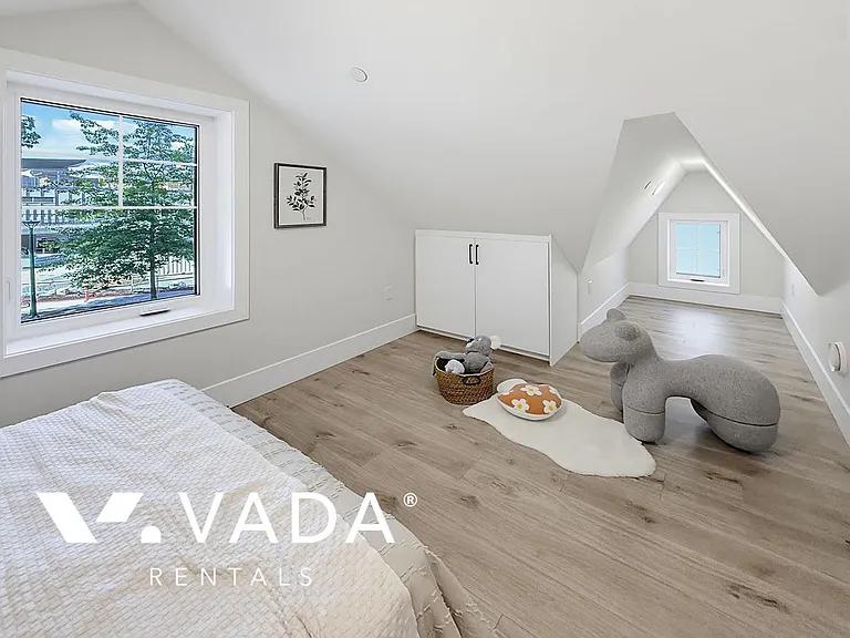 7815 Shaughnessy St — Photo 18