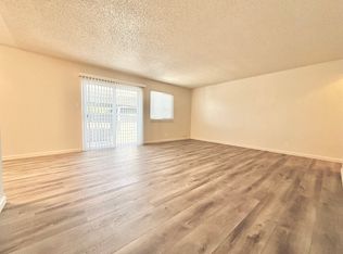 633 Stewart St APT 22, Manteca, CA 95336