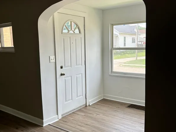 354 Sheridan St, Zanesville, OH 43701