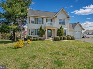 10837 Peachwood Dr, Manassas, VA 20110