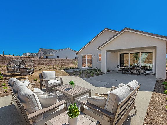 WR Vineyard Plan 2 Model Home