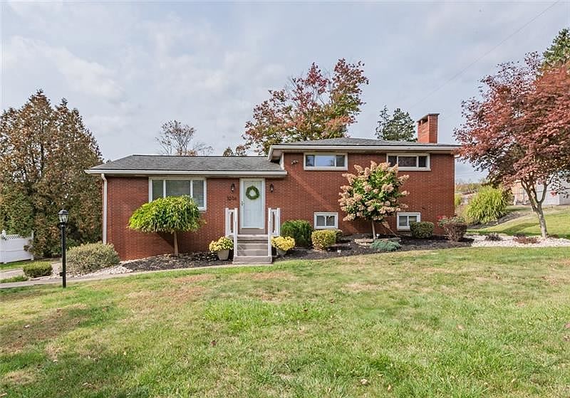 1st image of 3206 Evergreen Dr