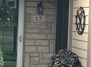 17 Villa Pointe Dr, Springboro, OH 45066
