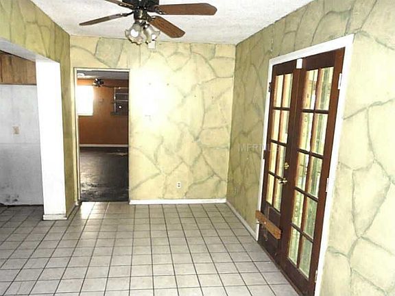 3rd image of 10710 N Annette Ave