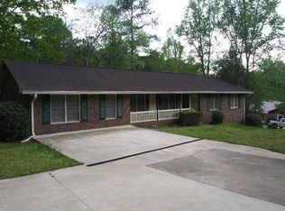 859 Academy Dr, Elberton, GA 30635