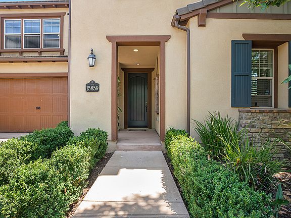 3rd image of 15859 Atkins Pl