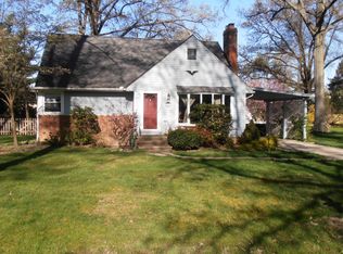108 Tomahawk Dr, Avon Lake, OH
