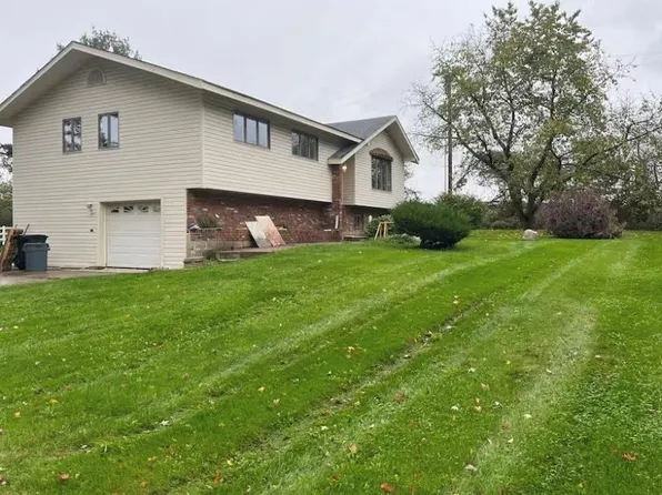4842 Merwin Rd, Lapeer, MI 48446