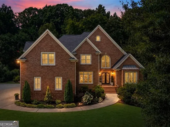 8365 Hurakan Creek Xing, Cumming, GA 30028