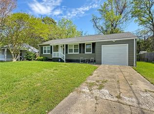 23 Eastmoreland Dr, Hampton, VA 23669