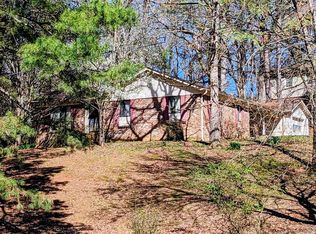 1400 Roper Rd, Bolivar, TN 38008