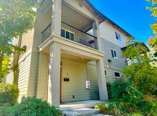**Pre-Leasing for Summer 2026** 3 Bedroom, 3 Bath units at 7th and Ivy., Chico, CA 95928
