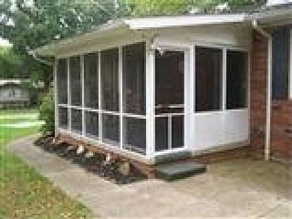 5th image of 335 Circle Dr