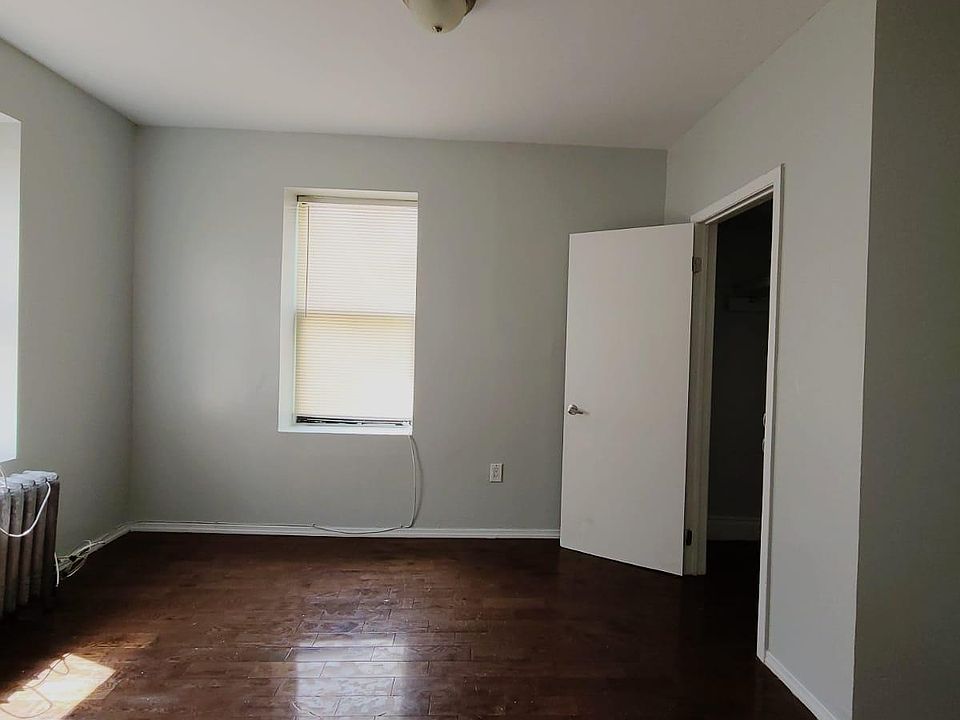 1st image of 299 Summer Ave