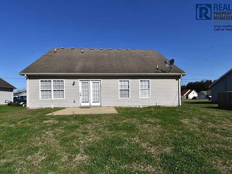 2418 Quest Ave — Photo 24