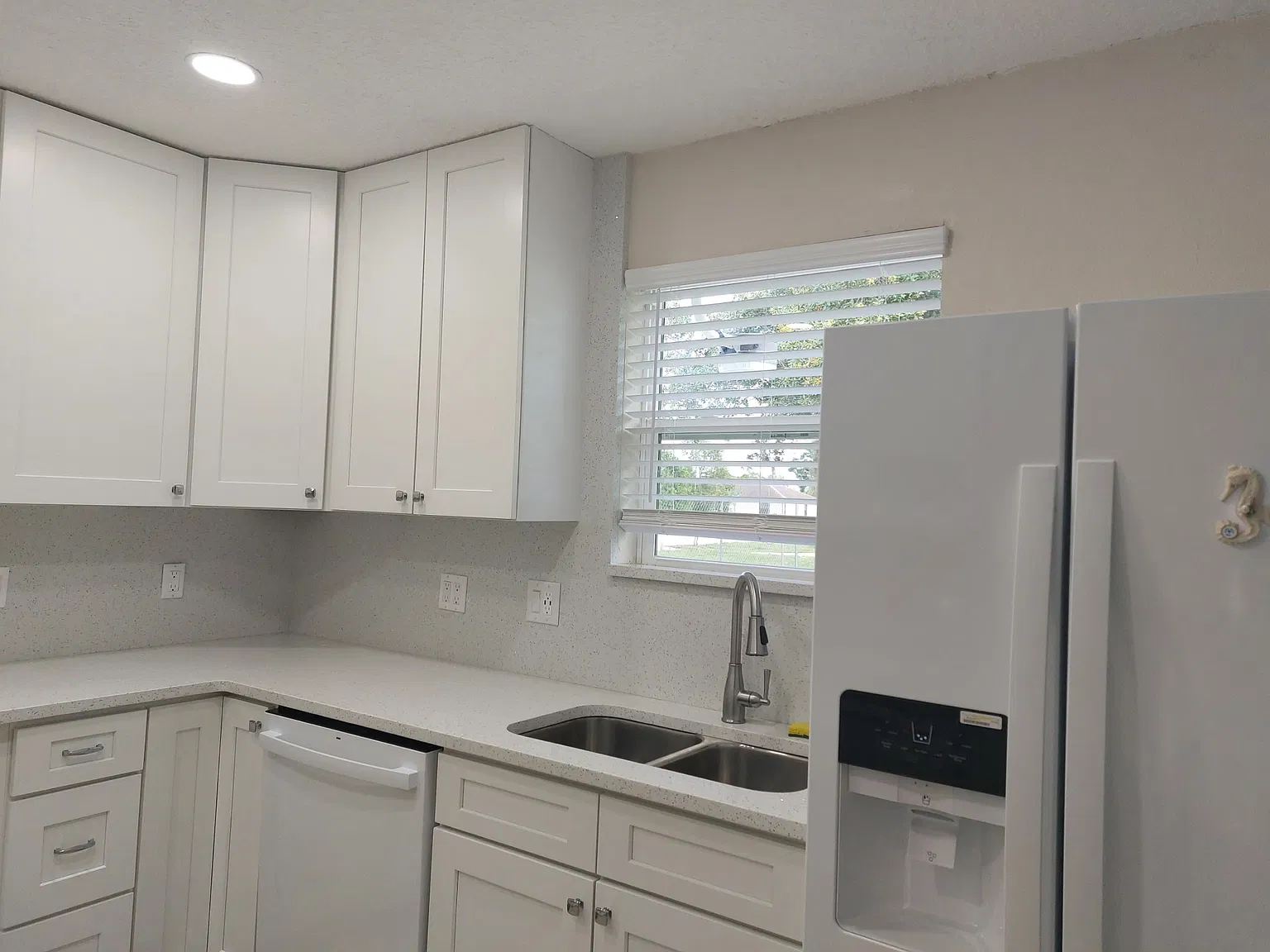 4 bed, 1600 sqft, $2,295 — Photo 4