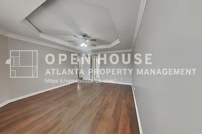 1603 Fort Perry Way — Photo 9