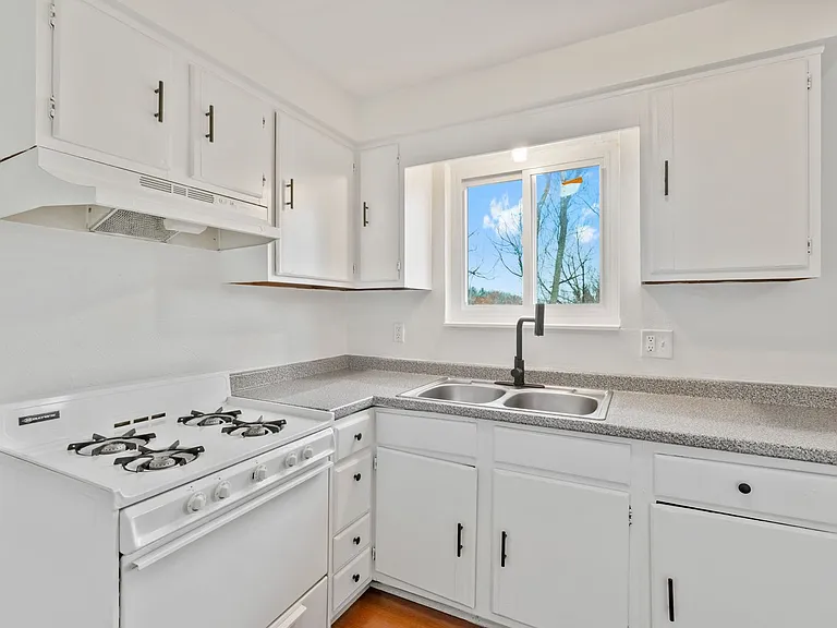 Baldwin Cathell Townhouses — Photo 17