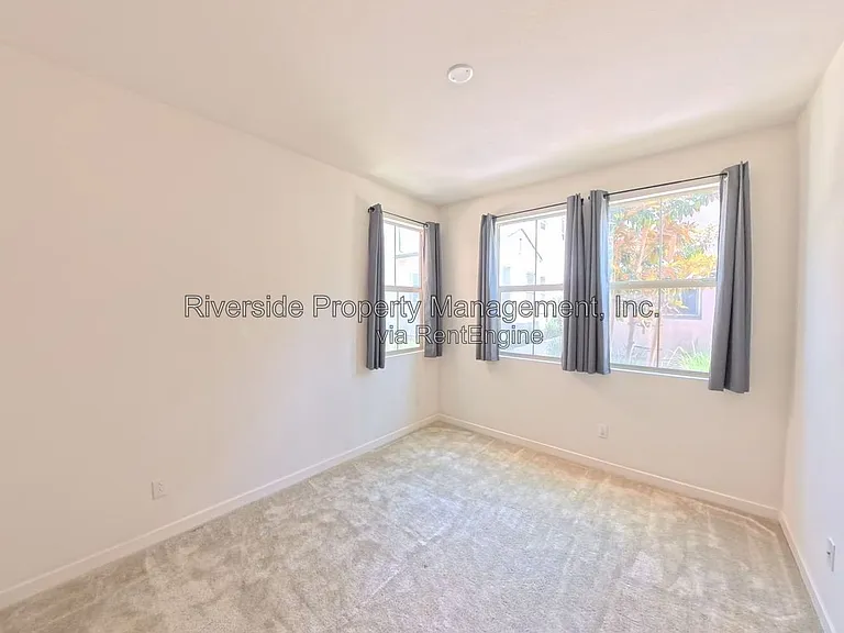 16008 Jamie Ln #1 — Photo 11