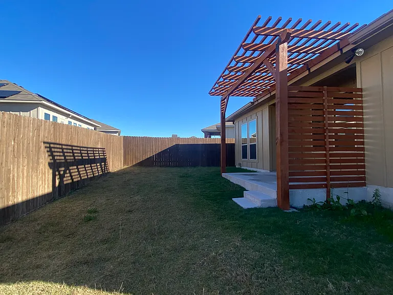 2220 Chia Ct — Photo 28