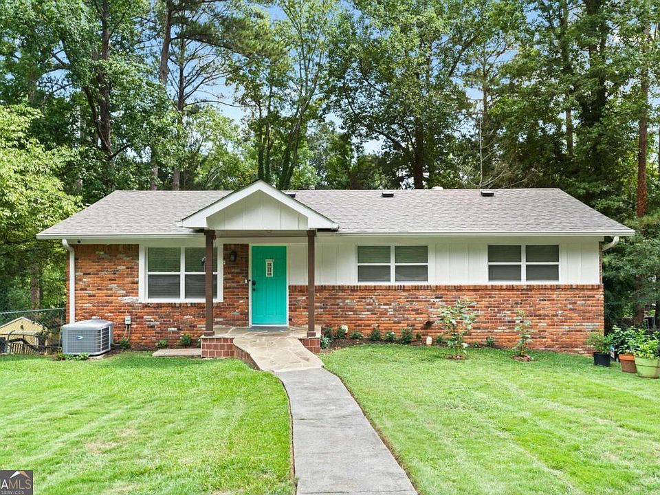 1st image of 688 Rosalyn Dr
