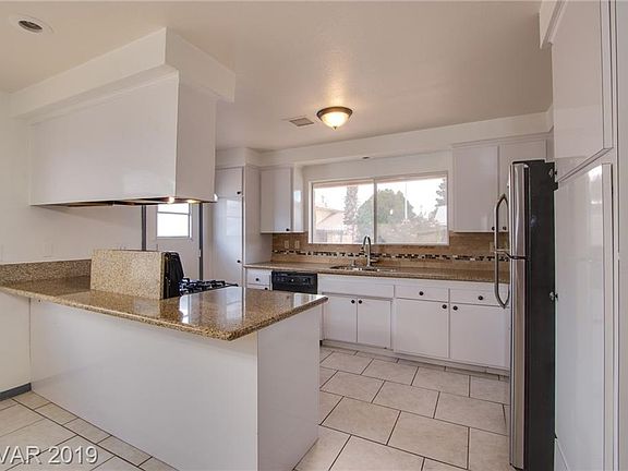 4th image of 3604 Casa Grande Ave