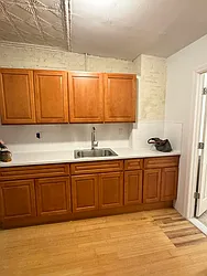Rented by King Zone Realty Inc