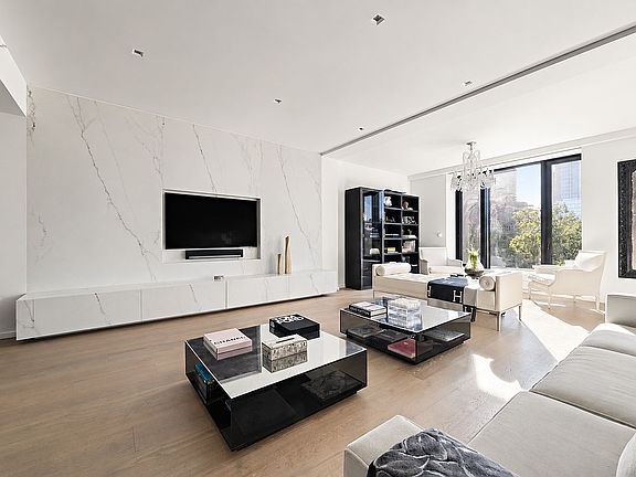 5th image of 11 Beach St APT 4A