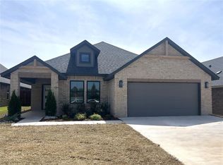 4808 Sand Lily Ln, Edmond, OK 73034