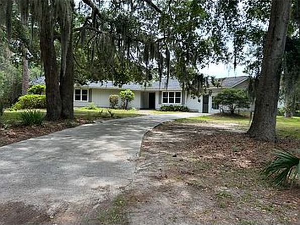 286 Cushing Dr