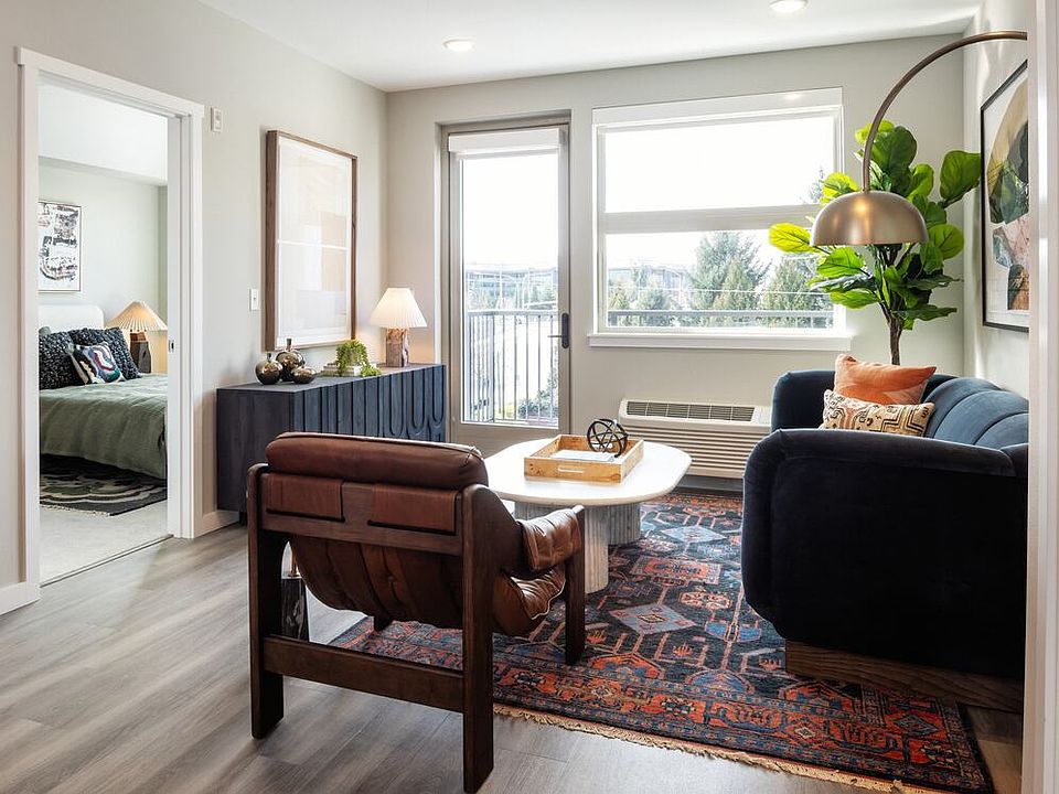 Living area with air conditioning in every unit