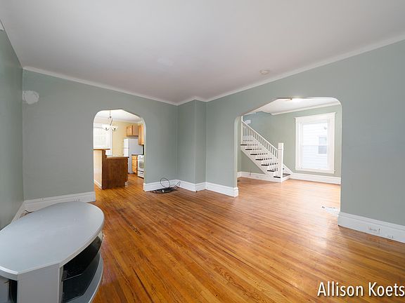 5th image of 2156 Francis Ave SE