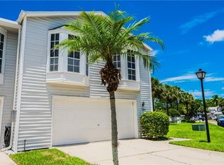 1986 Carolina Cir NE, Saint Petersburg, FL 33703