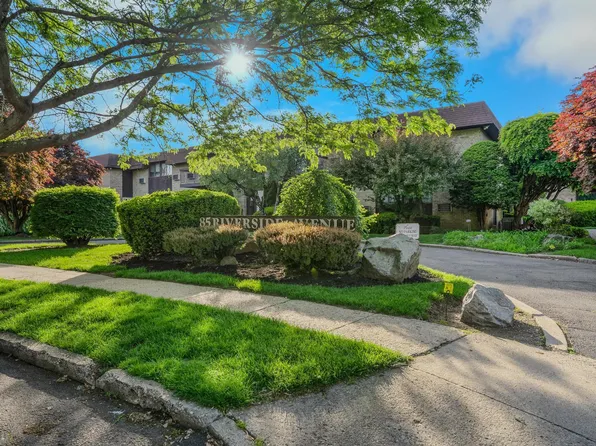 85 Riverside Avenue APT F1, Stamford, CT 06905