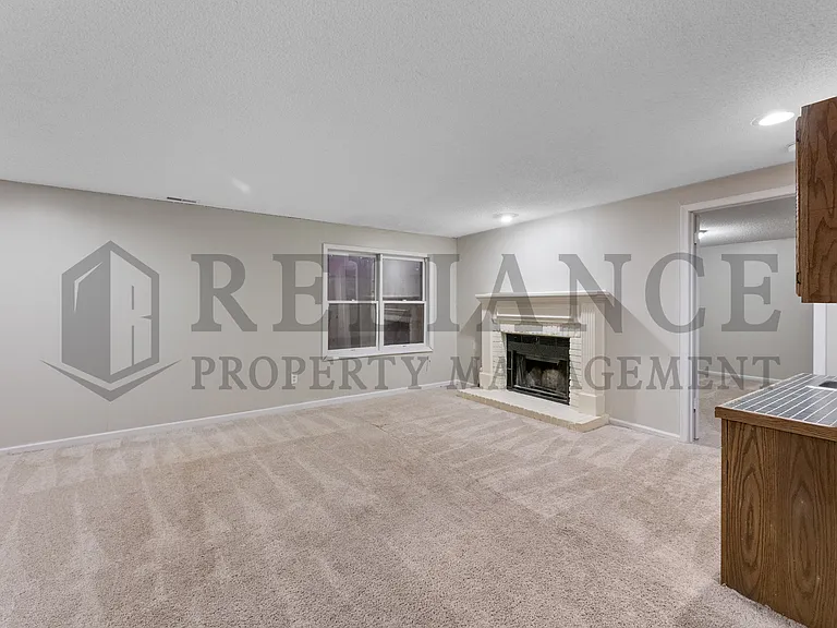 1837 S Stacey St — Photo 12