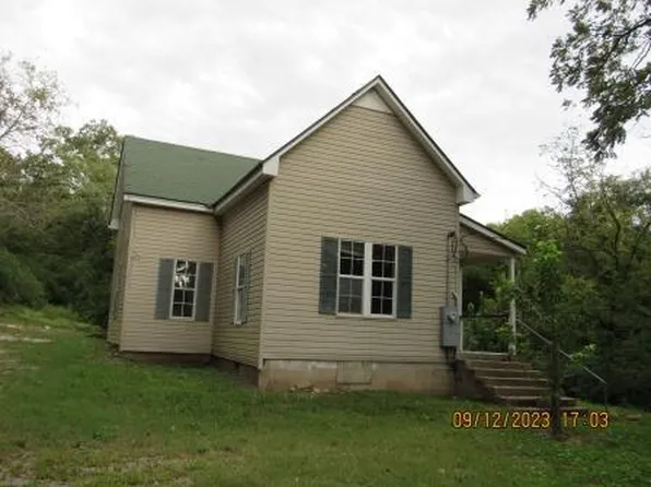 85 Rowden St, Calico Rock, AR 72519