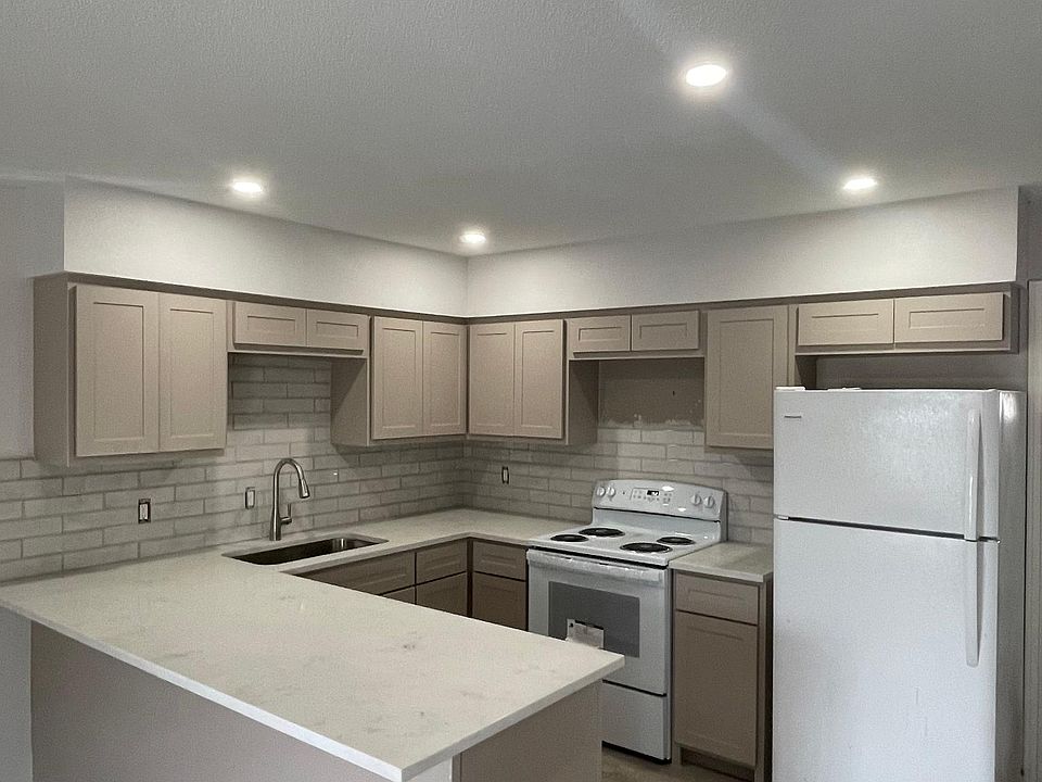 1st image of 1401 P Ave #5