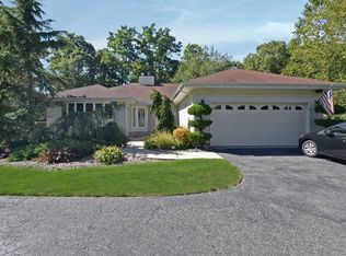 15 Monarch Ave, Selden, NY 11784