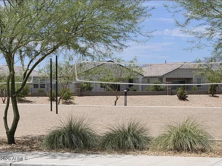 18399 W Buckskin Trl — Photo 53