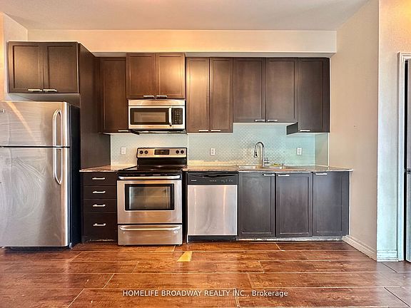 3rd image of 1328 Birchmount Rd #912