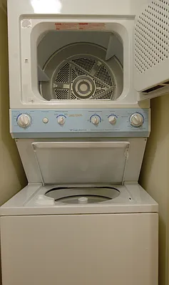 Rented by RES New York | media 23