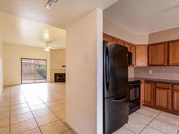 2nd image of 4992 N Plaza Amor