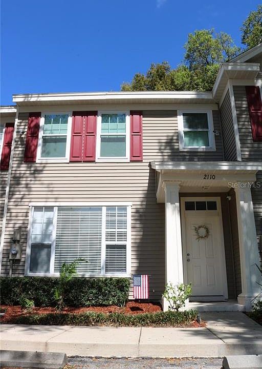 1st image of 2110 Golden Oak Ln