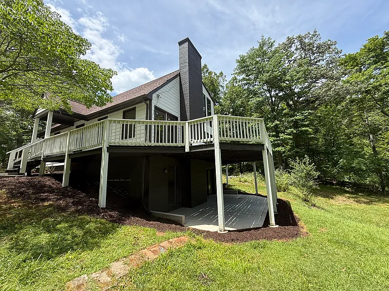 1518 Harvest Basket Rd — Photo 2
