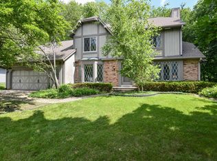 12500 W Scarborough Dr, New Berlin, WI 53151