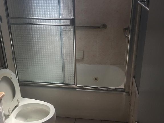 BATH ROOM