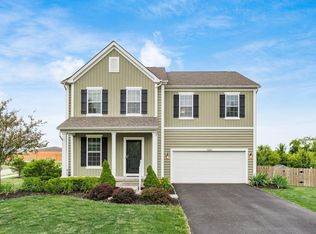 12162 Herons Landing Dr NW, Pickerington, OH 43147
