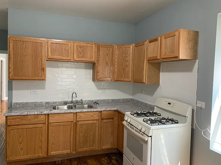 8226 S Marquette Ave #1 — Photo 6