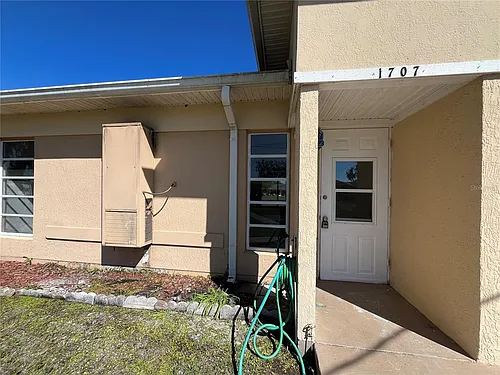 1707 Club Cir #1707 Photo 1